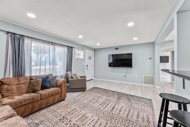 450 S Brevard Avenue, Cocoa Beach, FL 32931