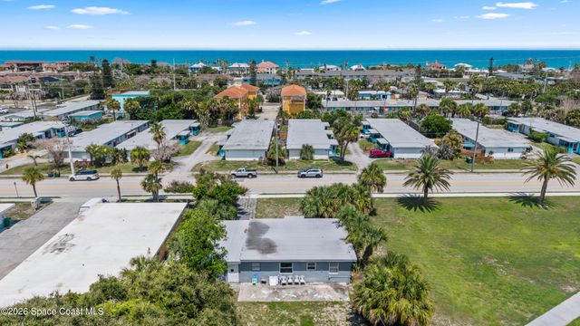 450 S Brevard Avenue, Cocoa Beach, FL 32931