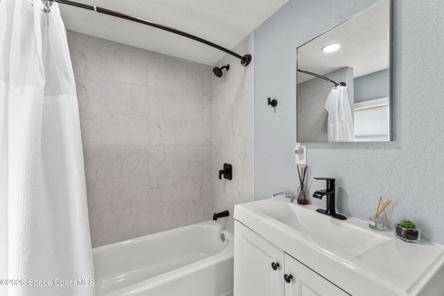 450 S Brevard Avenue, Cocoa Beach, FL 32931