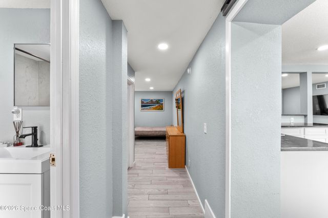 450 S Brevard Avenue, Cocoa Beach, FL 32931
