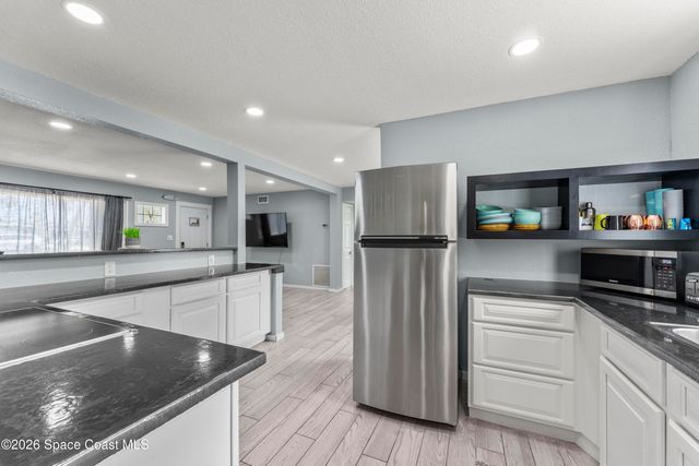 450 S Brevard Avenue, Cocoa Beach, FL 32931