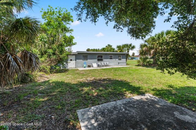 450 S Brevard Avenue, Cocoa Beach, FL 32931