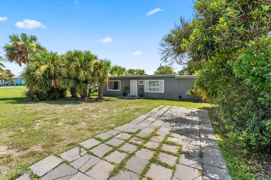 450 S Brevard Avenue, Cocoa Beach, FL 32931