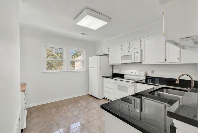 4999 Highway 17 Business Unit 106, Murrells Inlet, SC 29576