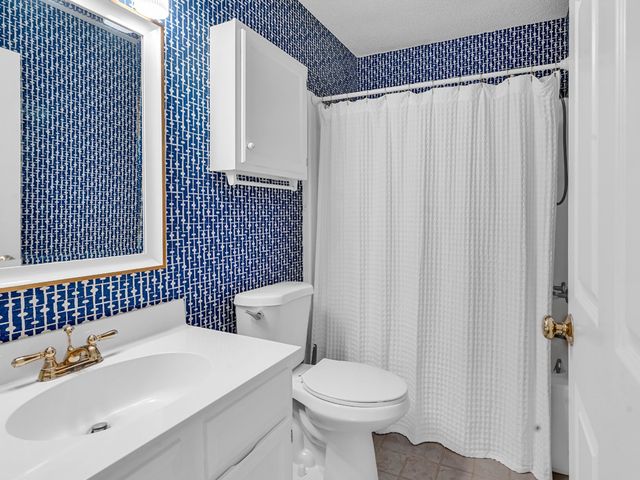 4999 Highway 17 Business Unit 106, Murrells Inlet, SC 29576