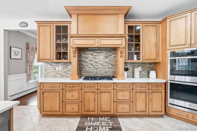 5 Beaver Pond Court, Stony Point, NY 10980