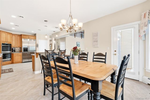 5 Beaver Pond Court, Stony Point, NY 10980