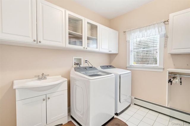 5 Beaver Pond Court, Stony Point, NY 10980