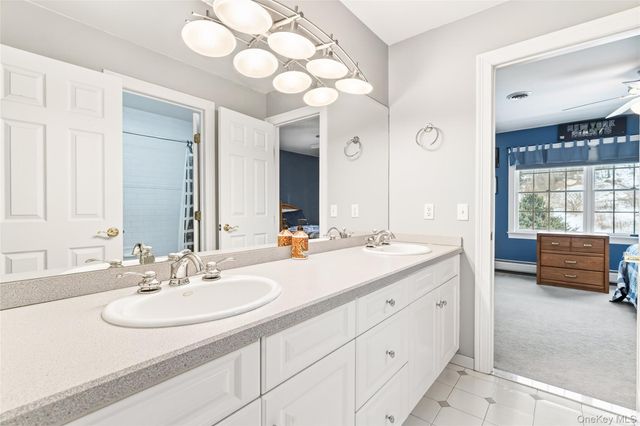 5 Beaver Pond Court, Stony Point, NY 10980