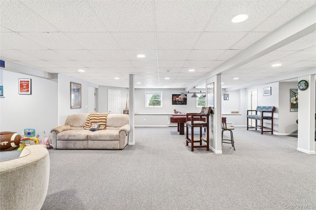 5 Beaver Pond Court, Stony Point, NY 10980