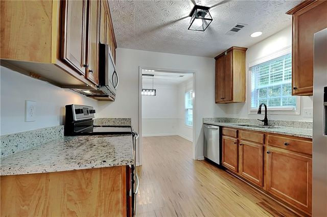 3194 Watson Meadow Lane, Loganville, GA 30052