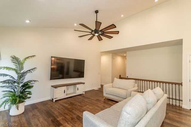 8418 Bedaos Drive, Willoughby, OH 44094