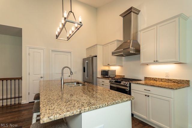 8418 Bedaos Drive, Willoughby, OH 44094