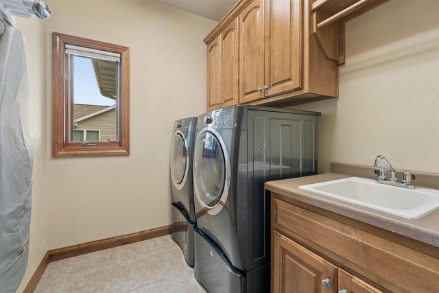 2917 E FALLCREEK LANE, Appleton, WI 54913