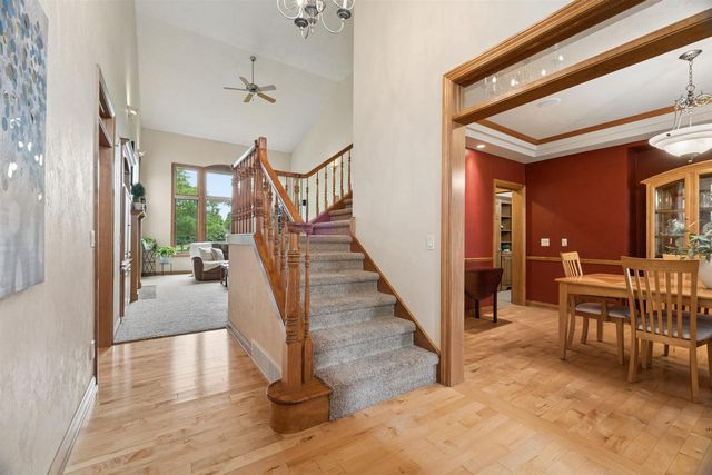 2917 E FALLCREEK LANE, Appleton, WI 54913