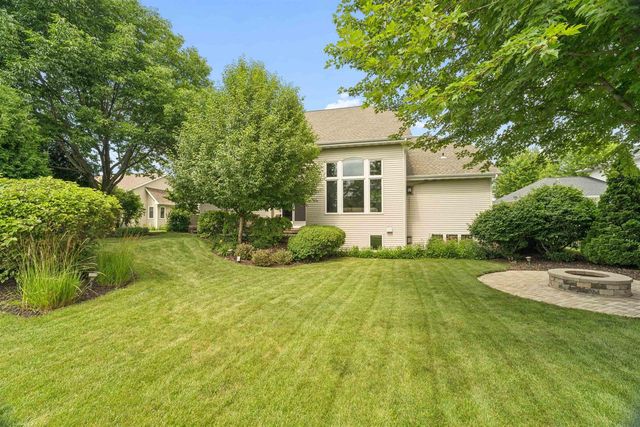 2917 E FALLCREEK LANE, Appleton, WI 54913