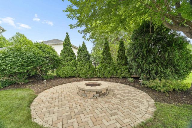 2917 E FALLCREEK LANE, Appleton, WI 54913