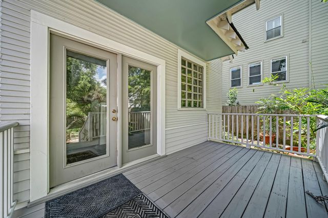 2009 Arlington Street, Houston, TX 77008