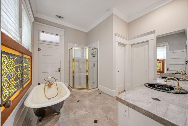 2009 Arlington Street, Houston, TX 77008