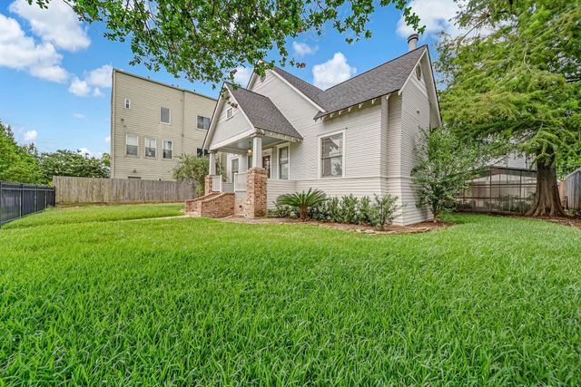 2009 Arlington Street, Houston, TX 77008