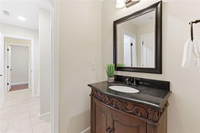 2826 Fox Wood Lane 2, Gainesville, GA 30504