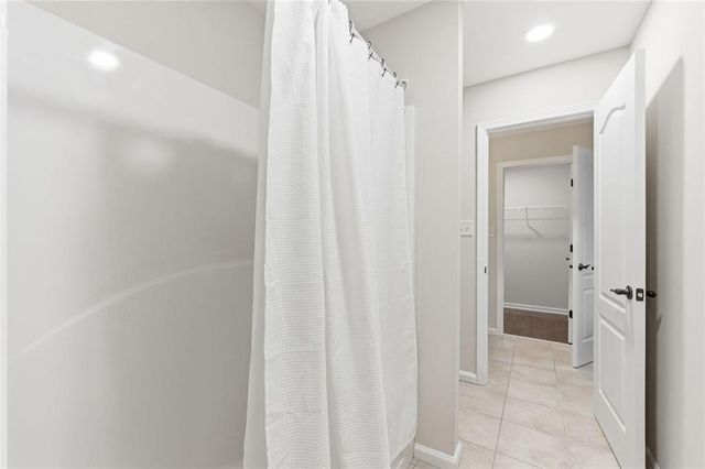 2826 Fox Wood Lane 2, Gainesville, GA 30504