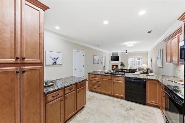 2826 Fox Wood Lane 2, Gainesville, GA 30504