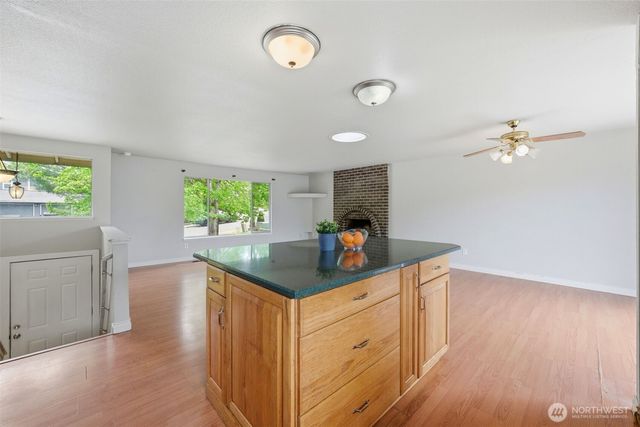 12220 SE 217th Place, Kent, WA 98031