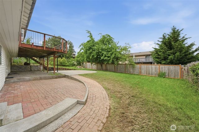 12220 SE 217th Place, Kent, WA 98031