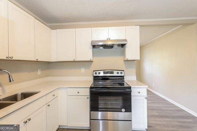 8270 Attleboro Drive, Jonesboro, GA 30238