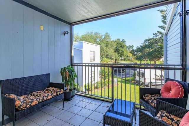 3676 SOUTHPOINTE DRIVE U2, Orlando, FL 32822