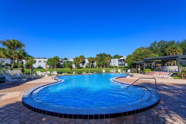 3676 SOUTHPOINTE DRIVE U2, Orlando, FL 32822