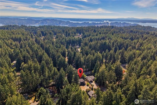 4004 70th Avenue NW, Gig Harbor, WA 98335