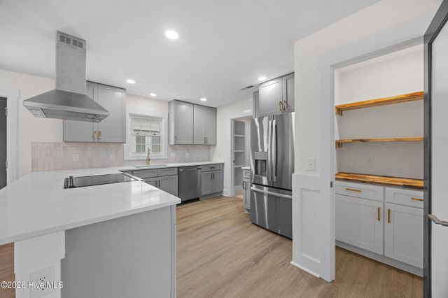 355 Sabra Drive, Wilmington, NC 28405