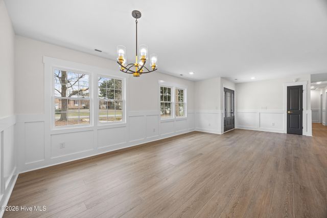 355 Sabra Drive, Wilmington, NC 28405