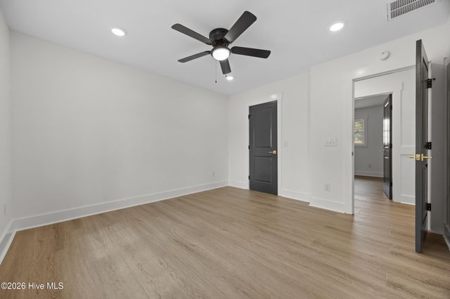 355 Sabra Drive, Wilmington, NC 28405