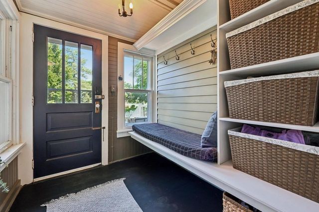 676 Summit Avenue, Oconomowoc, WI 53066