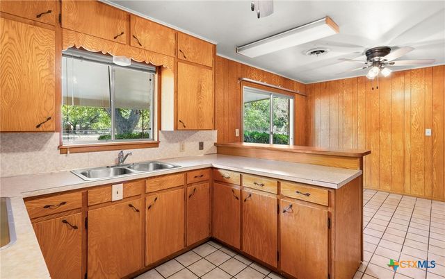 1236 Rivercrest Drive, New Braunfels, TX 78130