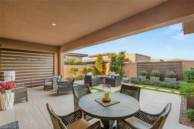 6652 Titanium Crest Street, Las Vegas, NV 89148