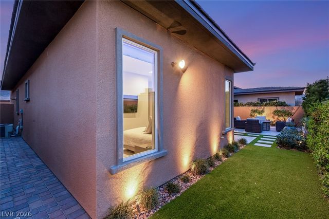 6652 Titanium Crest Street, Las Vegas, NV 89148