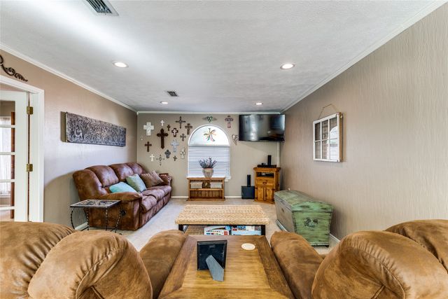 3100 Dunes Place, Denton, TX 76209