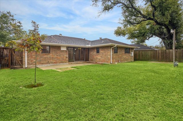 1807 Locksford Street, Houston, TX 77008