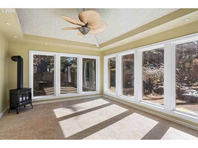 994 Nw WALLULA Ave, Gresham, OR 97030