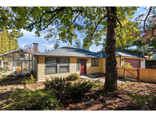 994 Nw WALLULA Ave, Gresham, OR 97030