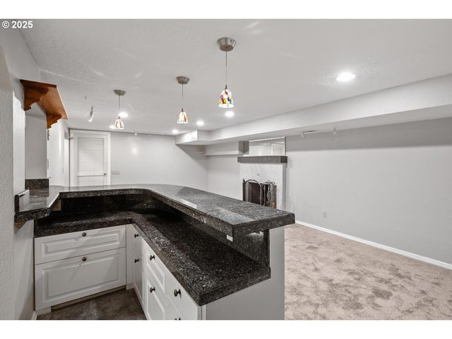 994 Nw WALLULA Ave, Gresham, OR 97030