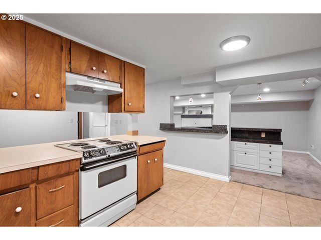 994 Nw WALLULA Ave, Gresham, OR 97030