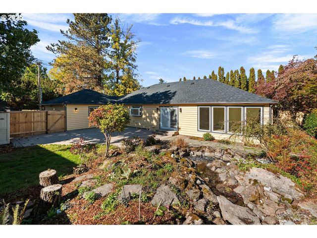 994 Nw WALLULA Ave, Gresham, OR 97030