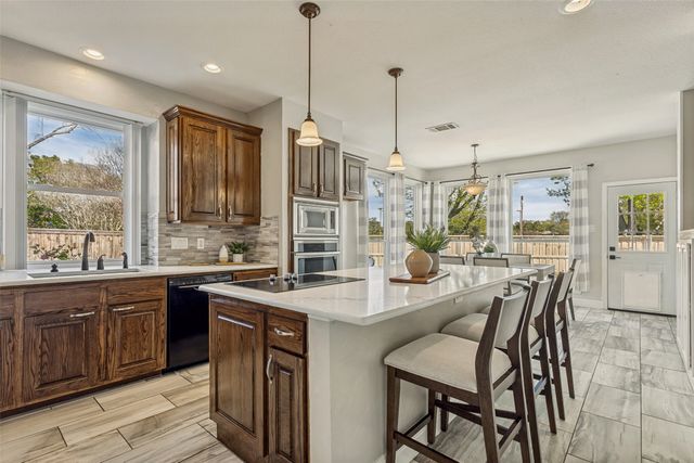 911 Autumn Ridge Drive, Mckinney, TX 75072