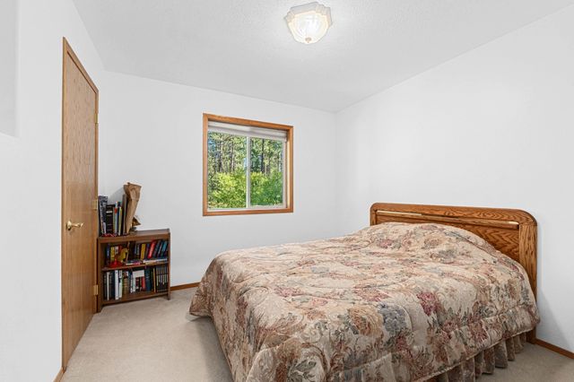 4605 E Greenbluff Rd, Colbert, WA 99005