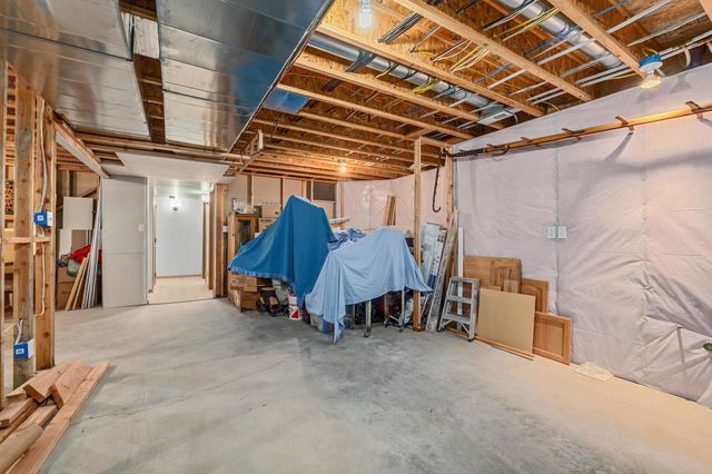 4605 E Greenbluff Rd, Colbert, WA 99005